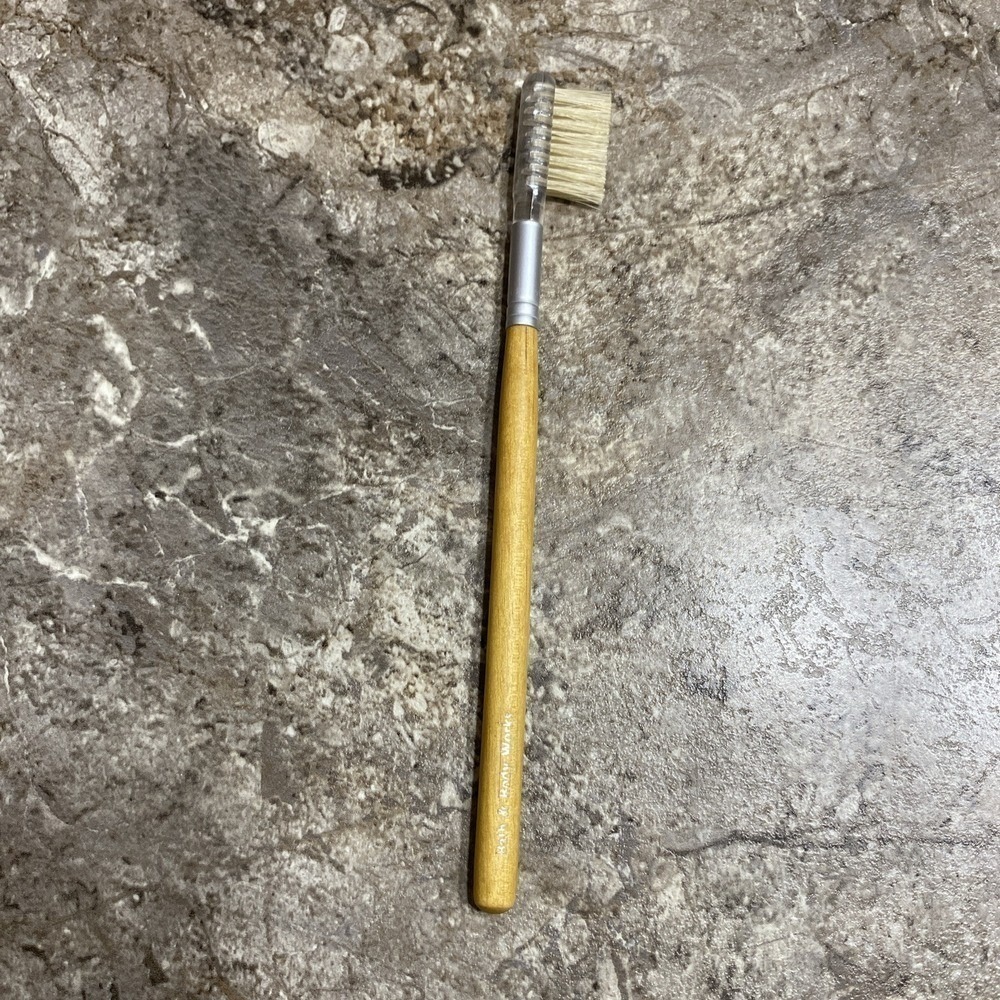 Bath & Body Works Beautiful by Nature Makeup Eyebrow Brush New Rare